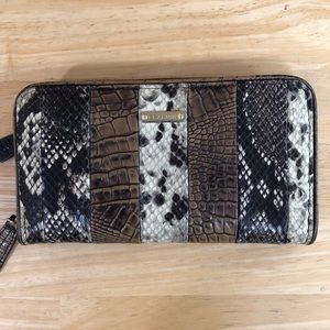 Brahmin wallet